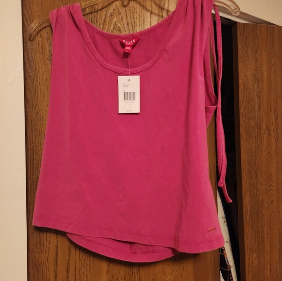 Guess ☃️Pink Cropped Top Size L NWT - Picture 3 of 6